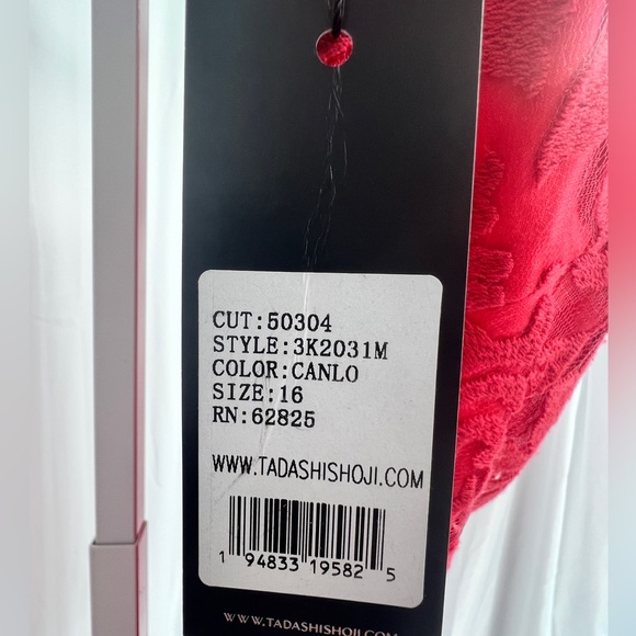 TADASHI SHOJI - One shoulder Dress - Picture 10 of 11